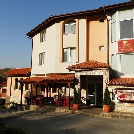 Family Hotel Daisy Borino Extérieur photo