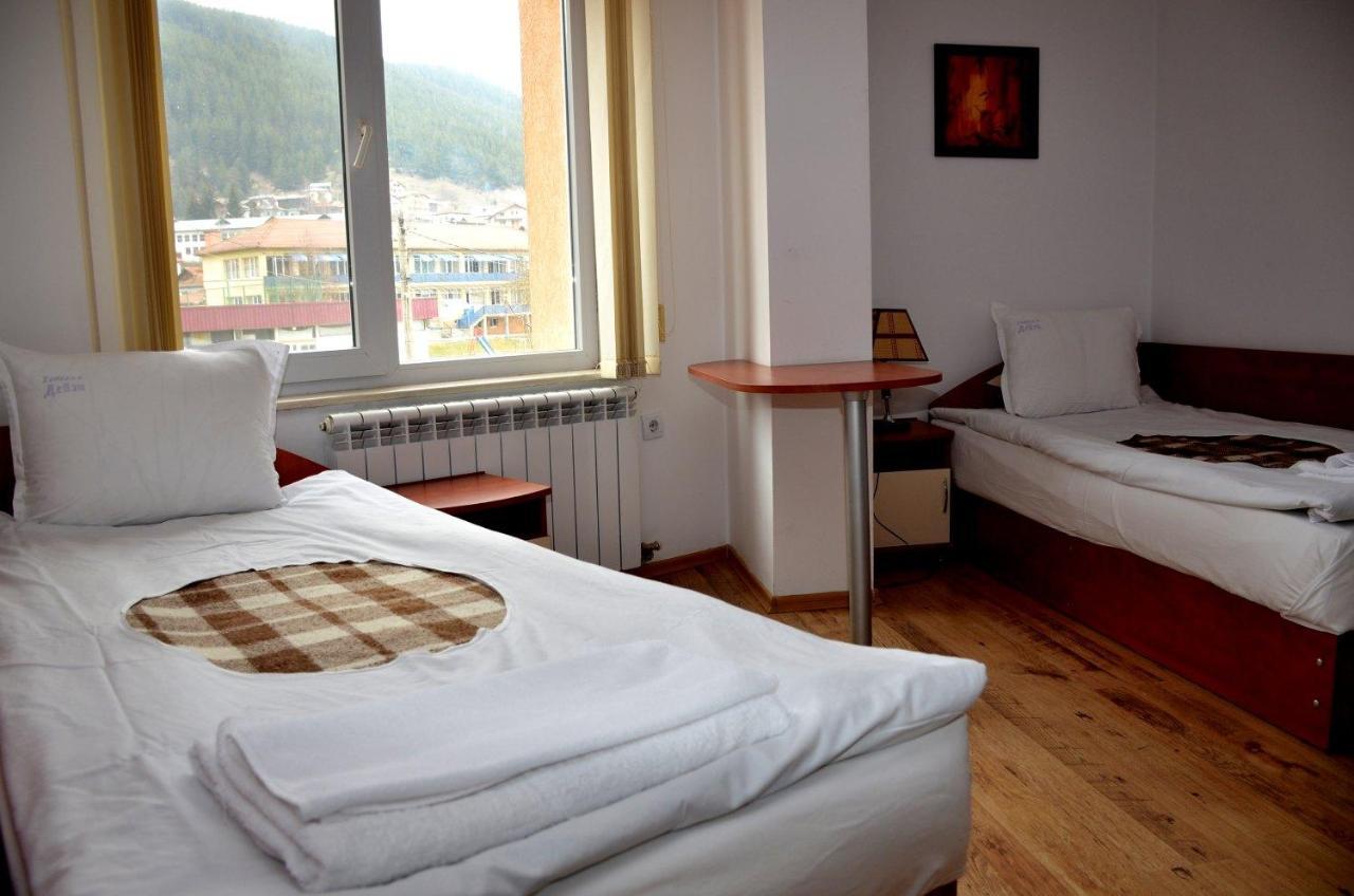 Family Hotel Daisy Borino Extérieur photo