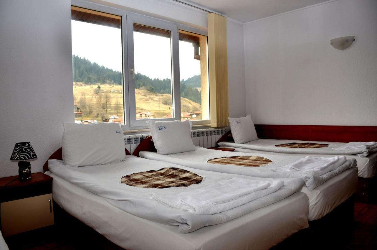 Family Hotel Daisy Borino Extérieur photo