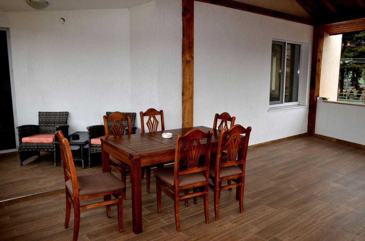 Family Hotel Daisy Borino Extérieur photo