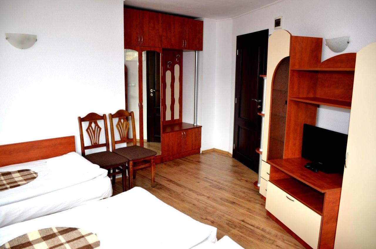 Family Hotel Daisy Borino Extérieur photo