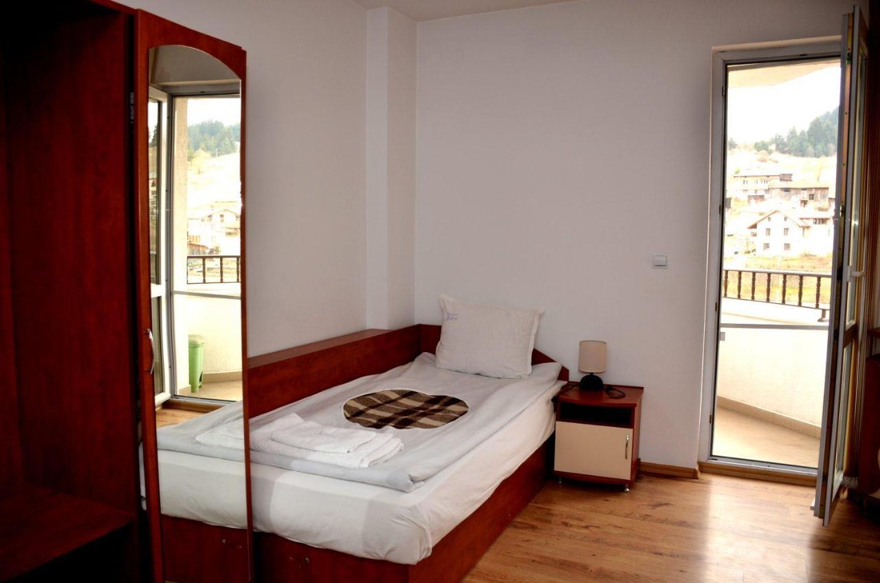 Family Hotel Daisy Borino Extérieur photo