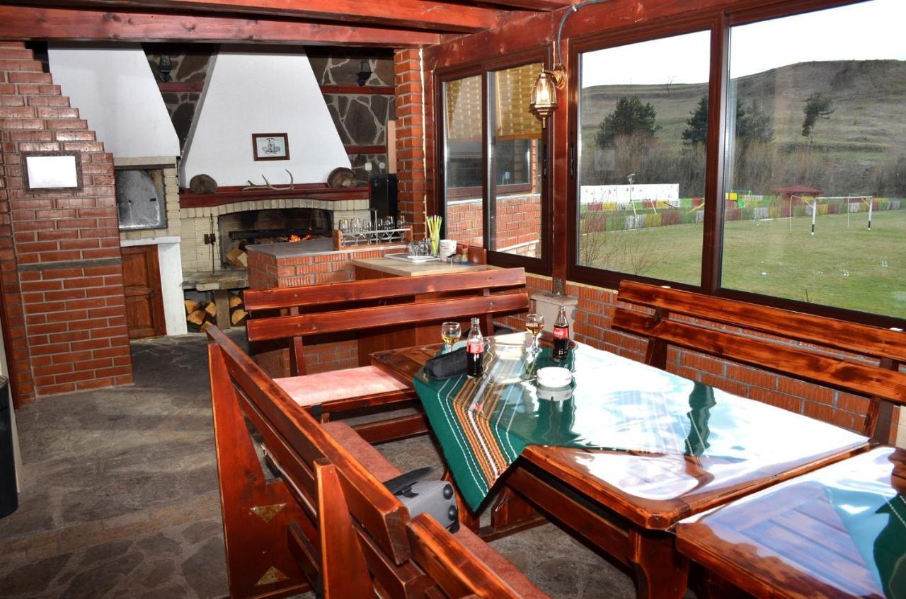 Family Hotel Daisy Borino Extérieur photo